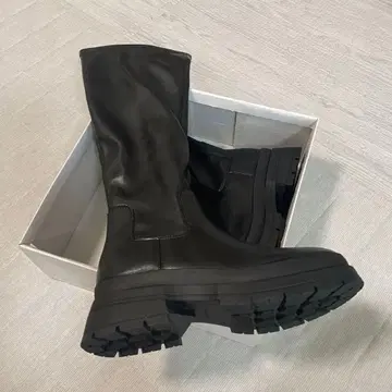 블랙 가죽 롱 부츠 23.5