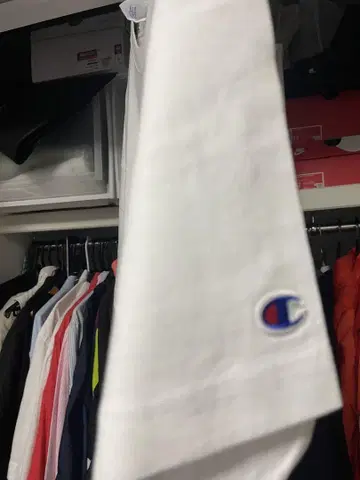 미사용 새상품 Champion 화이트 T셔츠