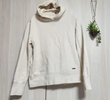MICA & DEAL 아이보리 트레이닝복 40 운모&딜