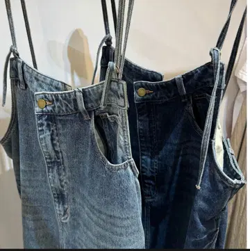 프론트 비대칭 데님 점프 스커트