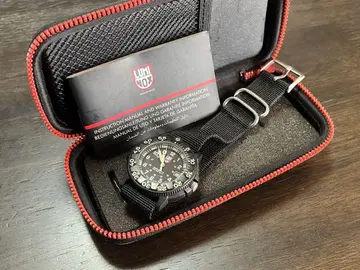 새상품급 레어 LUMINOX 200m 남성용 쿼츠 작동품