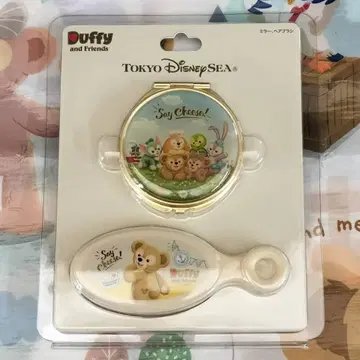 Duffy and Friends 거울과 브러쉬 세트