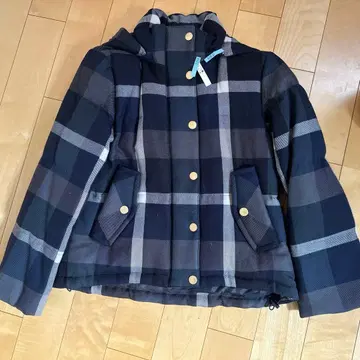 BLUE LABEL CRESTBRIDGE 체크 무늬 다운 자켓 38