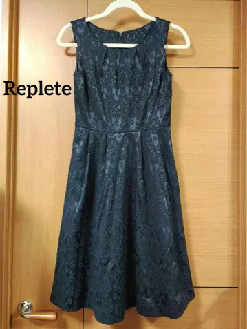 Replete 리프리트 꽃무늬 레이스 플레어 원피스 드레스 네이비 경사