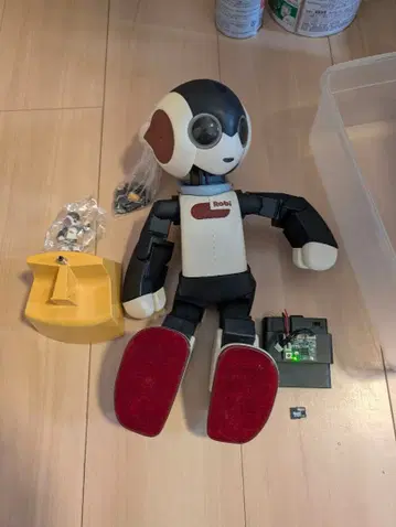 로봇 완구 Robi 작동 미확인