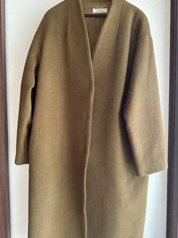 세일^^ 노카라 코트 저널 스탠다드 리룸 카키 36