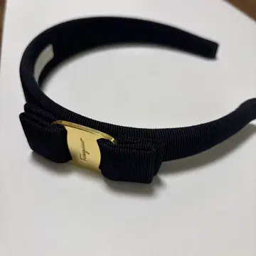 페라가모 머리띠 블랙 네이비 리본