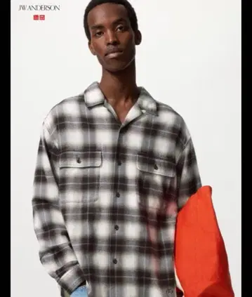 유니클로 JW ANDERSON 브러쉬드 코튼 오버 사이즈 셔츠 S