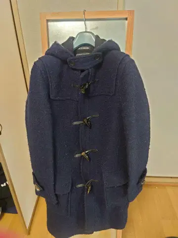 Gloverall 네이비 더플 코트