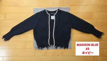 MADISONBLUE 매디슨 블루 펄 데미지 가디건 네이비