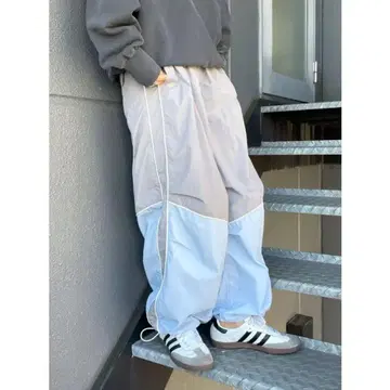 Ungrid 컬러 블로킹 나일론 팬츠 블루
