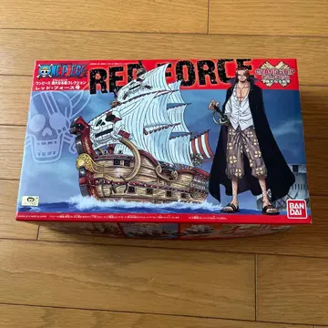 원피스 RED FORCE 선박 모형 BANDAI