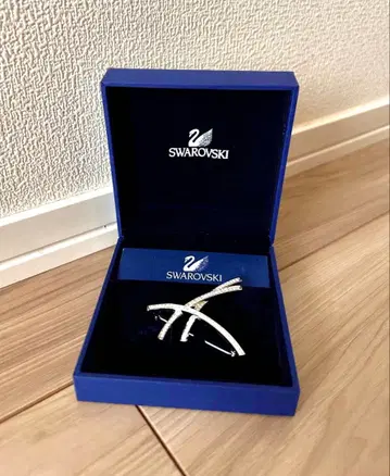 미사용 새상품 Swarovski 스와로브스키 브로치