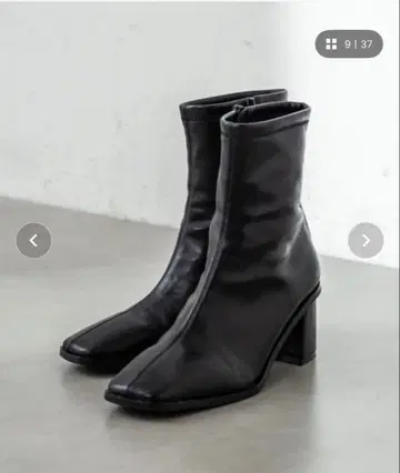 블랙 앵클부츠 레더풍