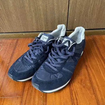 MIZUNO 네이비 스니커즈 M라인