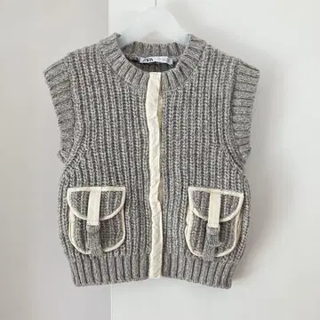 ZARA 니트 베스트 (S)