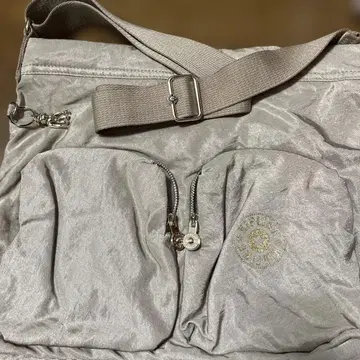 KIPLING 실버 숄더백