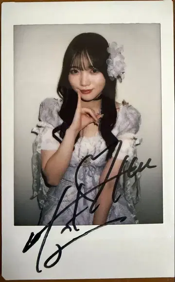 CUTIE STREET 마나베 나기사 친필 사인 폴라로이드