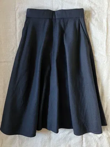 르그라지크 le glazik 38 체비오트 울 플레어 스커트