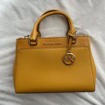새상품급 MICHAEL KORS 핸드백