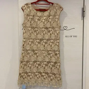 POUR VOUS 베이지 슬리브리스 원피스