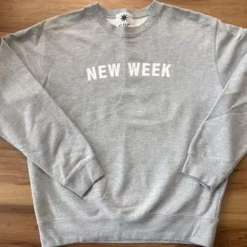 GDC 그레이 맨투맨 NEW WEEK