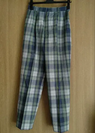 used 체크 무늬 슬랙스