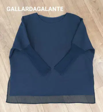 GALLARDAGALANTE 조젯 콤비 블라우스 네이비