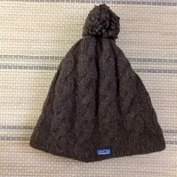 Patagonia 케이블 짜임 니트 모자 브라운