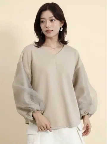 새상품 시착만 한 상품 야마다야 FENNEL 오간자 슬리브 풀오버