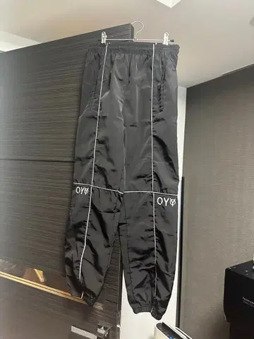 OY 리플렉터 파이핑 라인 나일론 팬츠