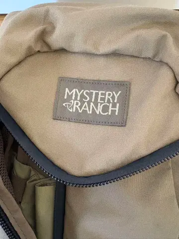 MYSTERY RANCH 베이지 백팩