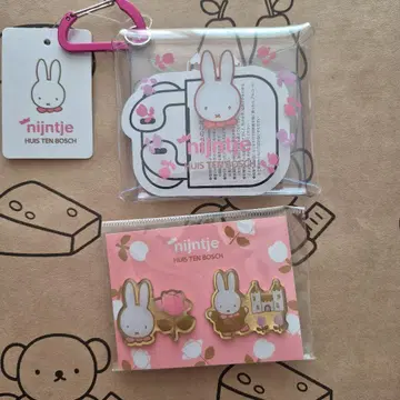 미피 하우스텐보스 한정판 멀티 케이스 & 핀 배지