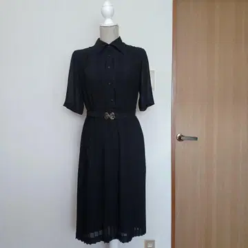 블랙 원피스 플리츠 스커트