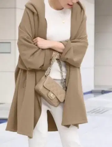 아메리카나 x 라빠르망 맨투맨 롱 가운