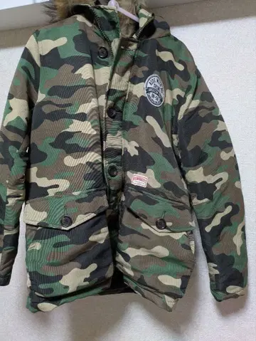RODEO CROWNS 카모 패턴 다운 자켓