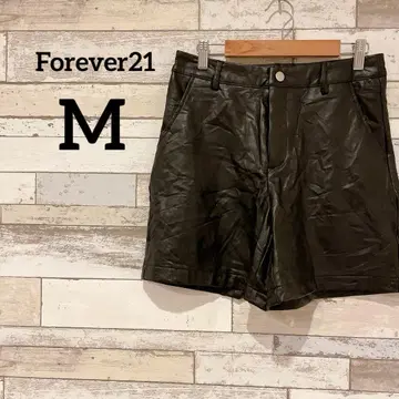FOREVER 21 [ M ] 블랙 숏팬츠 인조 가죽