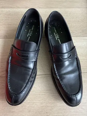 via 블랙 로퍼 26.5cm