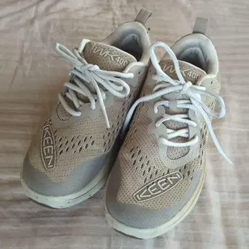 KEEN WX400 베이지 스니커즈