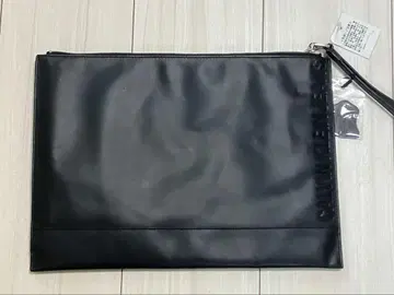 CALVIN KLEIN JEANS 블랙 클러치백