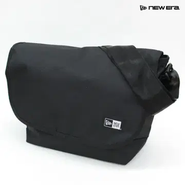 NEW ERA 블랙 숄더백