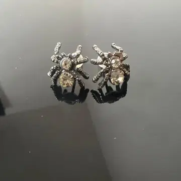 거미 디자인 실버 귀걸이