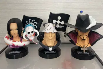 ONE PIECE 미호크 핸콕 피규어