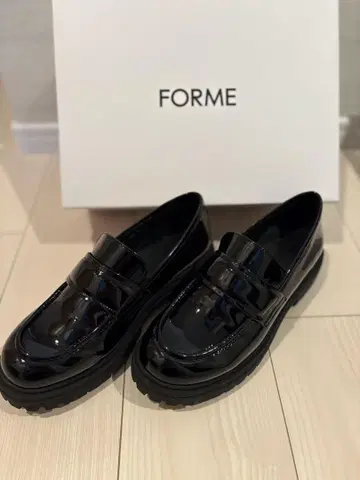 히가시하라 아키 Mother FORME 레인 로퍼 M
