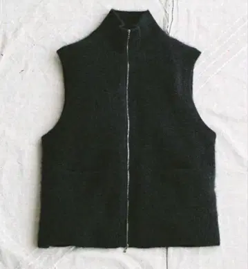 CASHMERE HARD MILLED ZIP VEST