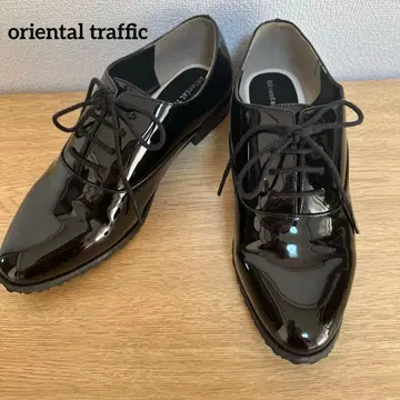 미사용급 oriental traffic 로퍼 에나멜 레이스업