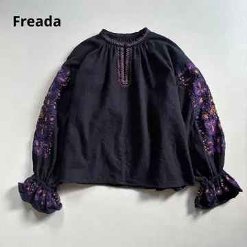 프리다 인도 개더 슬리브 자수 스모크 블라우스 블랙