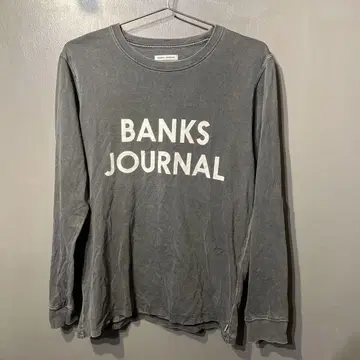 BANKS JOURNAL 긴팔 론T S 차콜 그레이