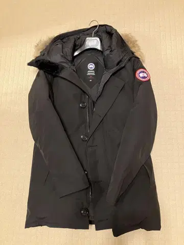 Canada Goose 블랙 다운 자켓