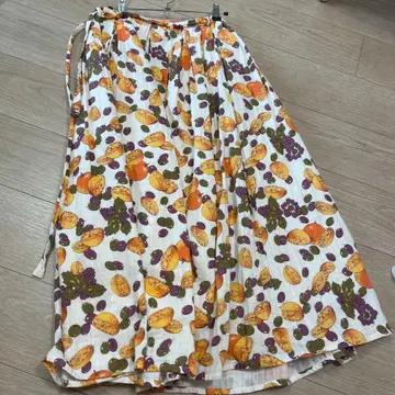 후르츠 패턴 롱 스커트